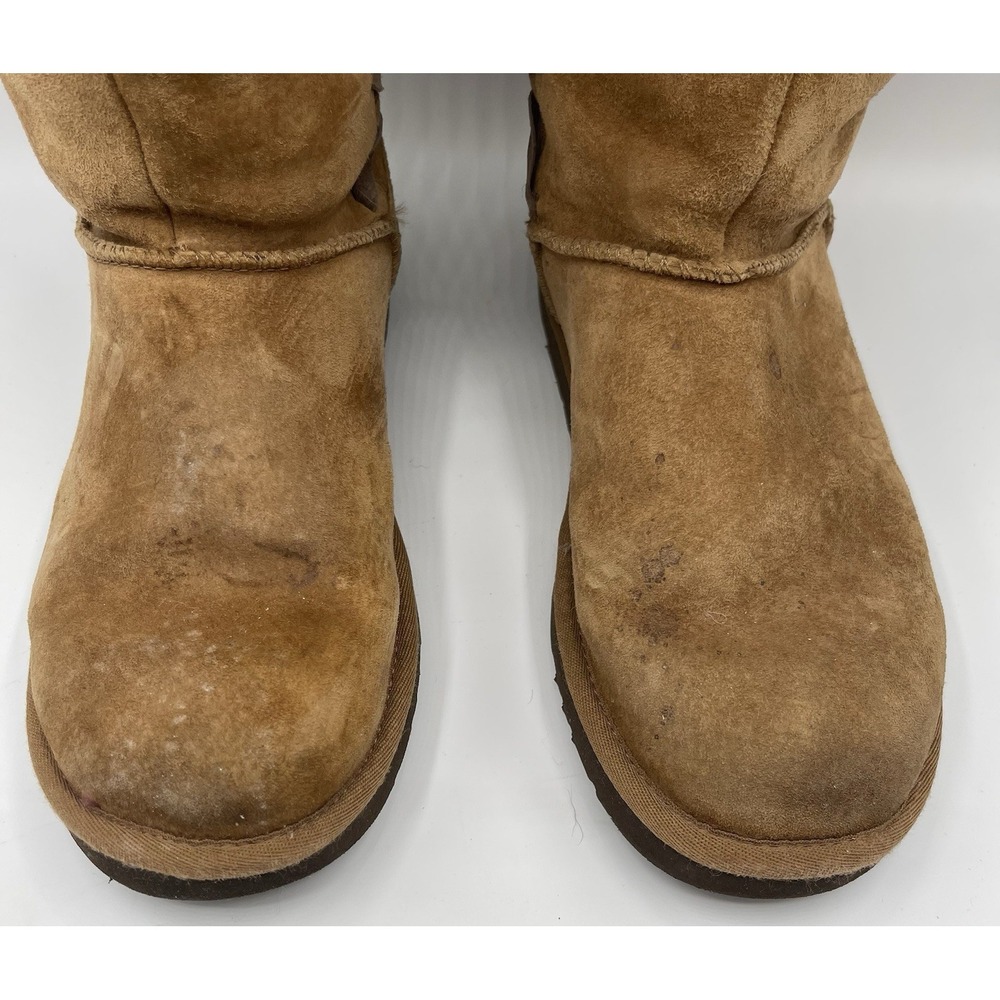 UGG Dana Tall Sheepskin and Fur Cuffed Boots Size 7 - Picture 7 of 12